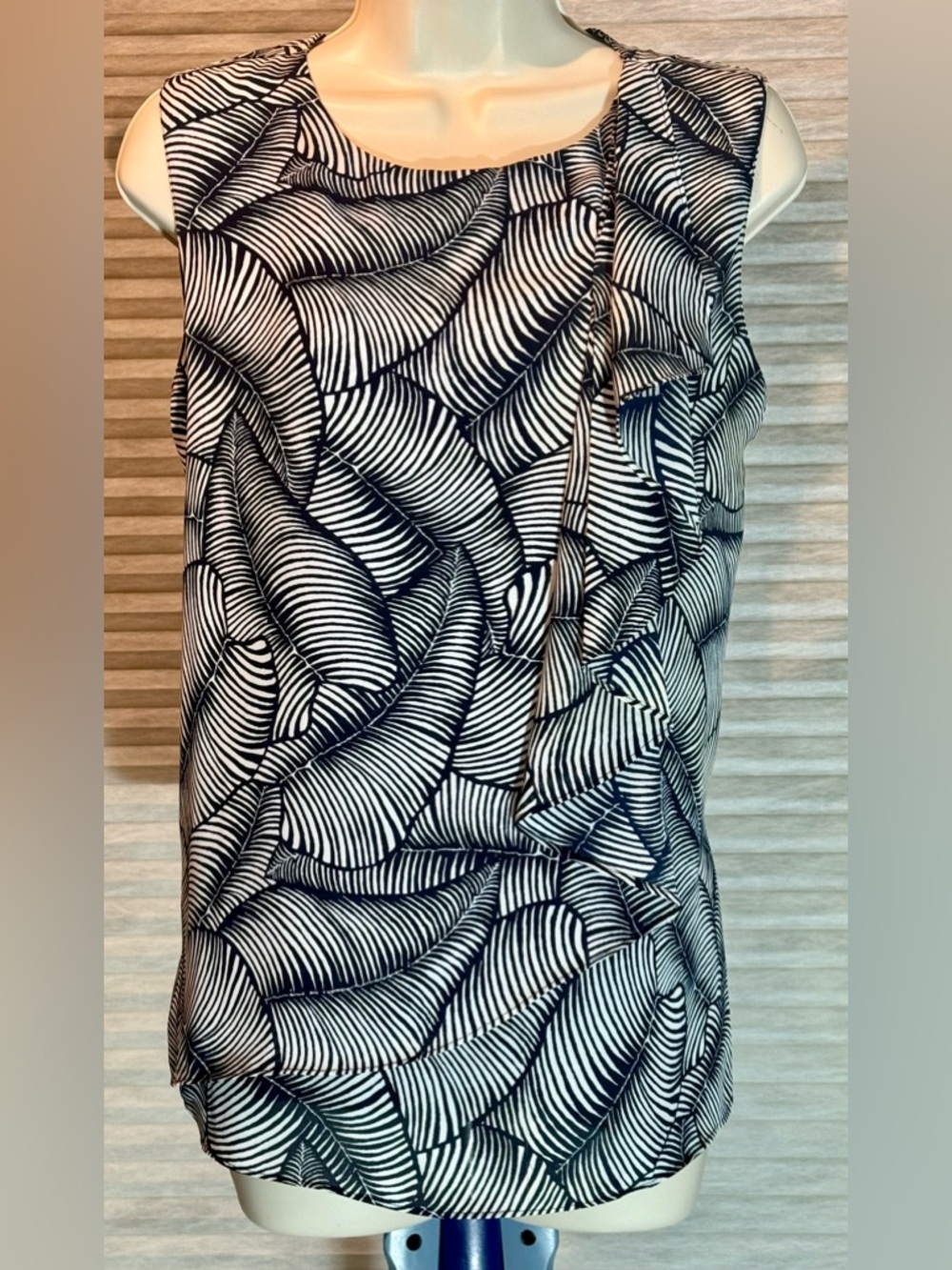 Ann Taylor Factory Navy and White Sleeveless Ruffle Front Blouse